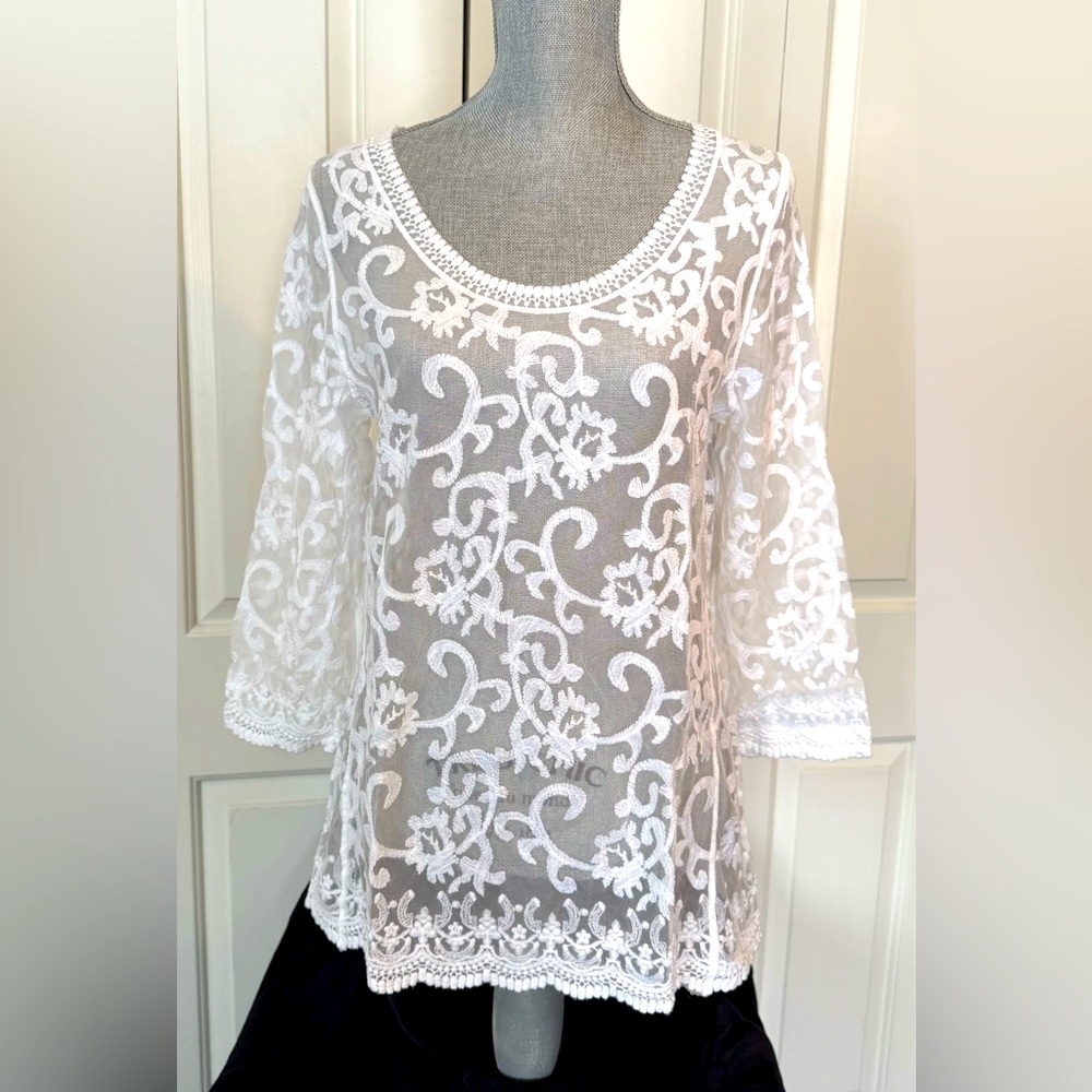 CAPRI Lace Top- Sz S